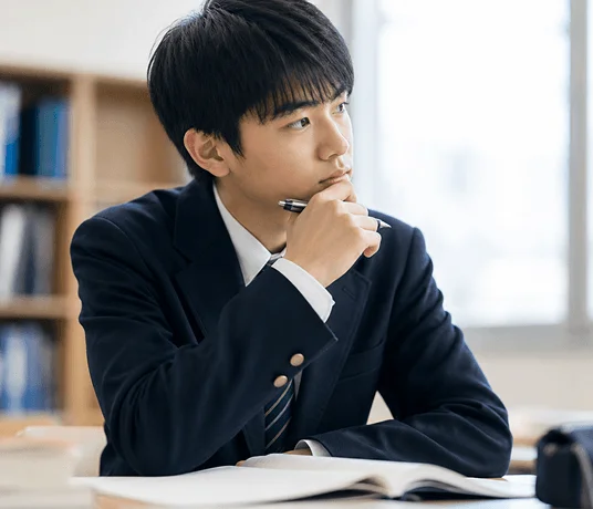 男子生徒の画像